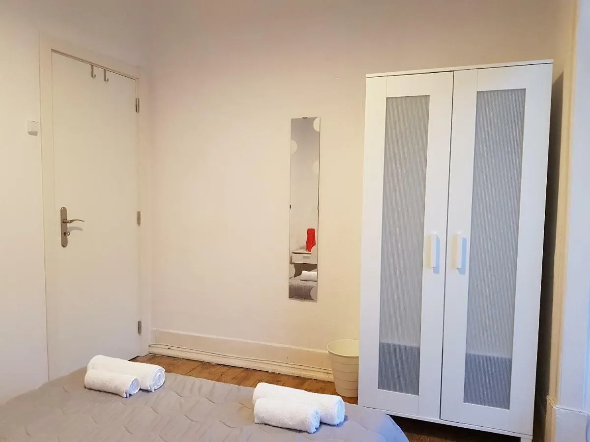 Lisbon Brother'S Rooms