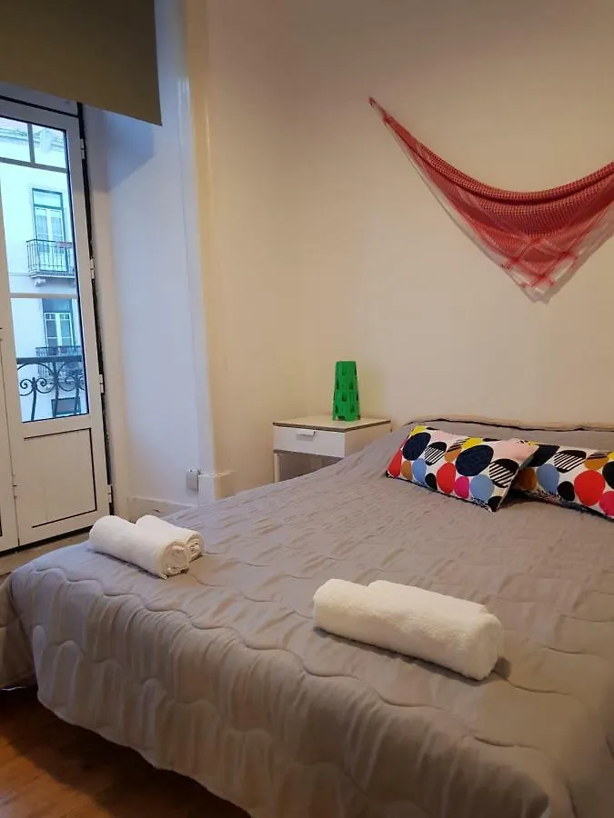 Homestay Lisbon Brother'S Rooms Portugal