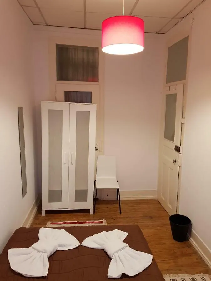 Homestay Lisbon Brother'S Rooms Portugal