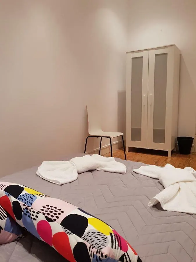 Homestay Lisbon Brother'S Rooms